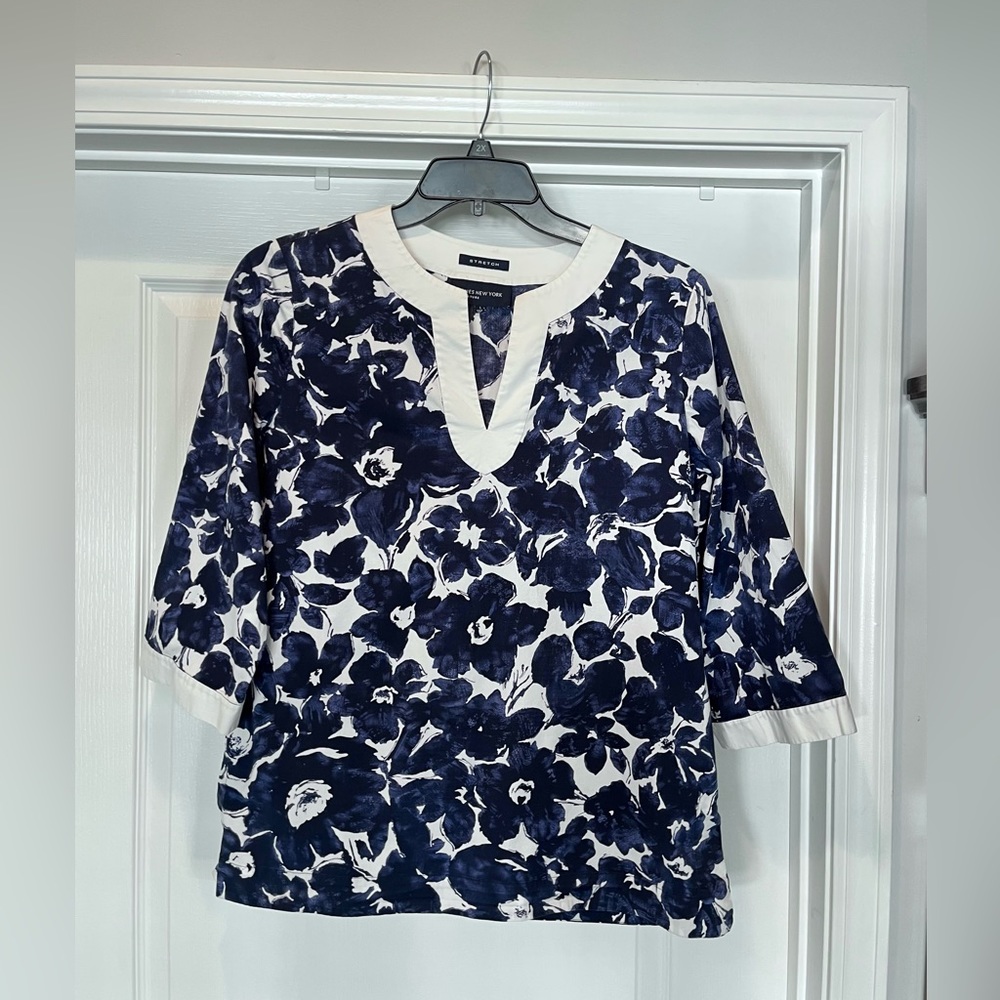 Jones NY printed navy/white size Large